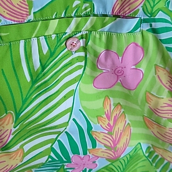 Lilly Pulitzer Botanical Garden Skirt with pink scalloped trim. EUC - Picture 4 of 7